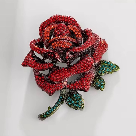 Red Rose Elegant Crystal Brooch - Picture 1 of 5
